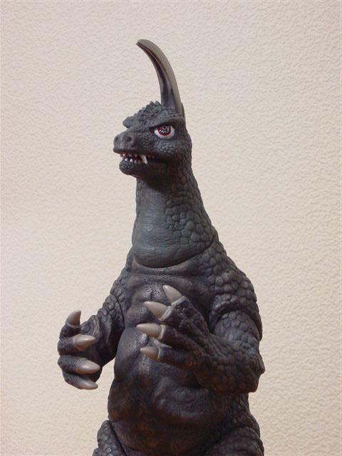 ウルトラ怪獣シリーズ 80 アーストロン｜ウルトラマンおもちゃ