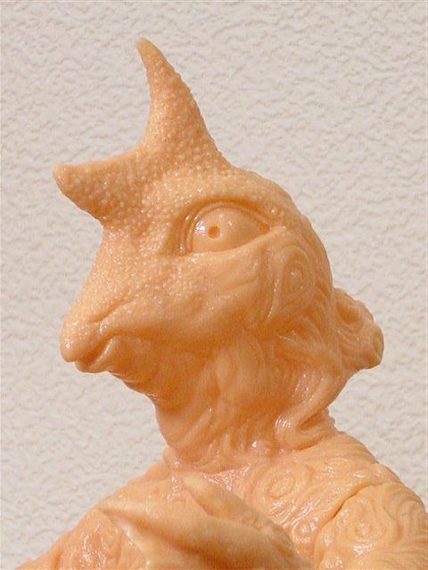 マーミット リアルソフビキット ペロリンガ星人: 怪獣ガレージキット造形記録