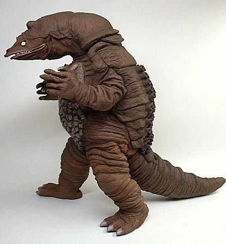 変身怪獣ザラガス完成品製作記 その８: 怪獣ガレージキット造形記録