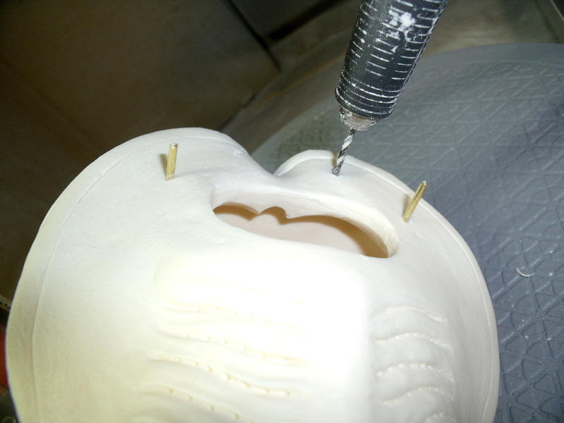 アントラー完成品製作記 その3: 怪獣ガレージキット造形記録