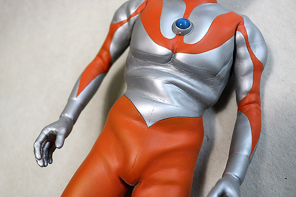 ウルトラマンBタイプ完成品製作記 その６: 怪獣ガレージキット造形記録 ブリキ